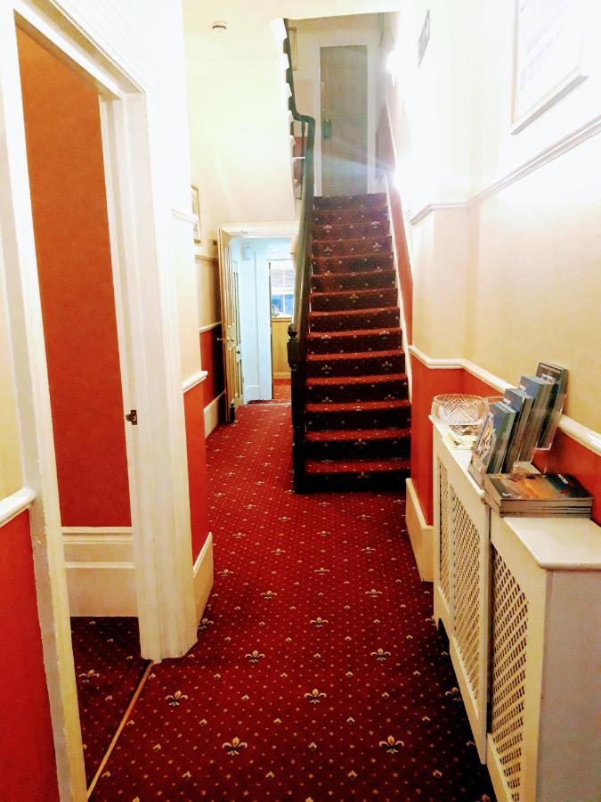 איסטבורן The Berkeley Guesthouse מראה חיצוני תמונה